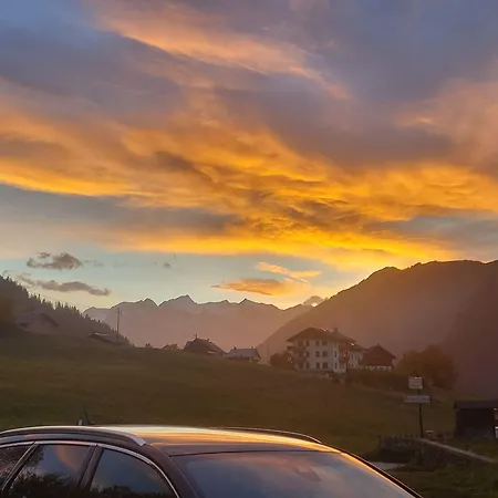 La Rua * Albiez-Montrond