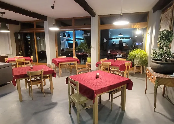 La Rua Hotel